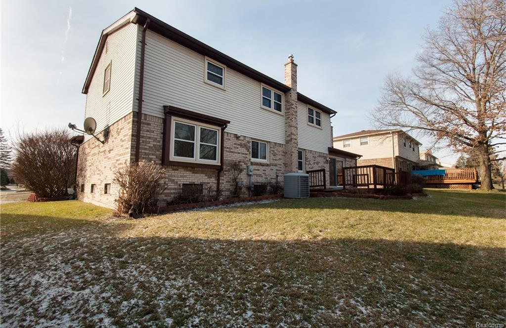 16668 White Haven, Northville Twp, MI 48168